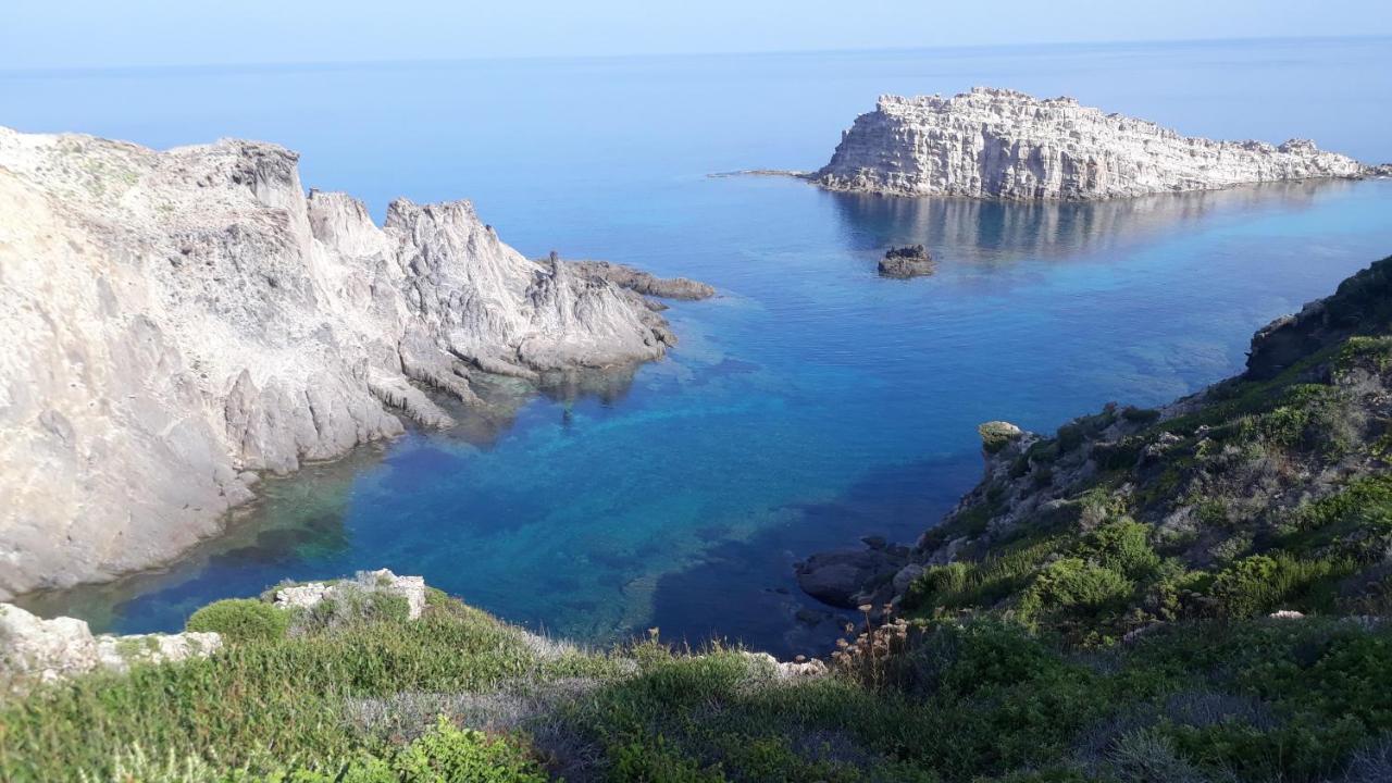 Cala Vinagra House Bed & Breakfast Carloforte  Exterior foto