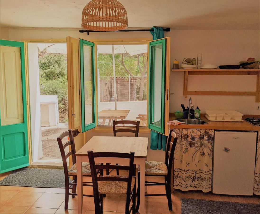 Cala Vinagra House Bed & Breakfast Carloforte  Exterior foto